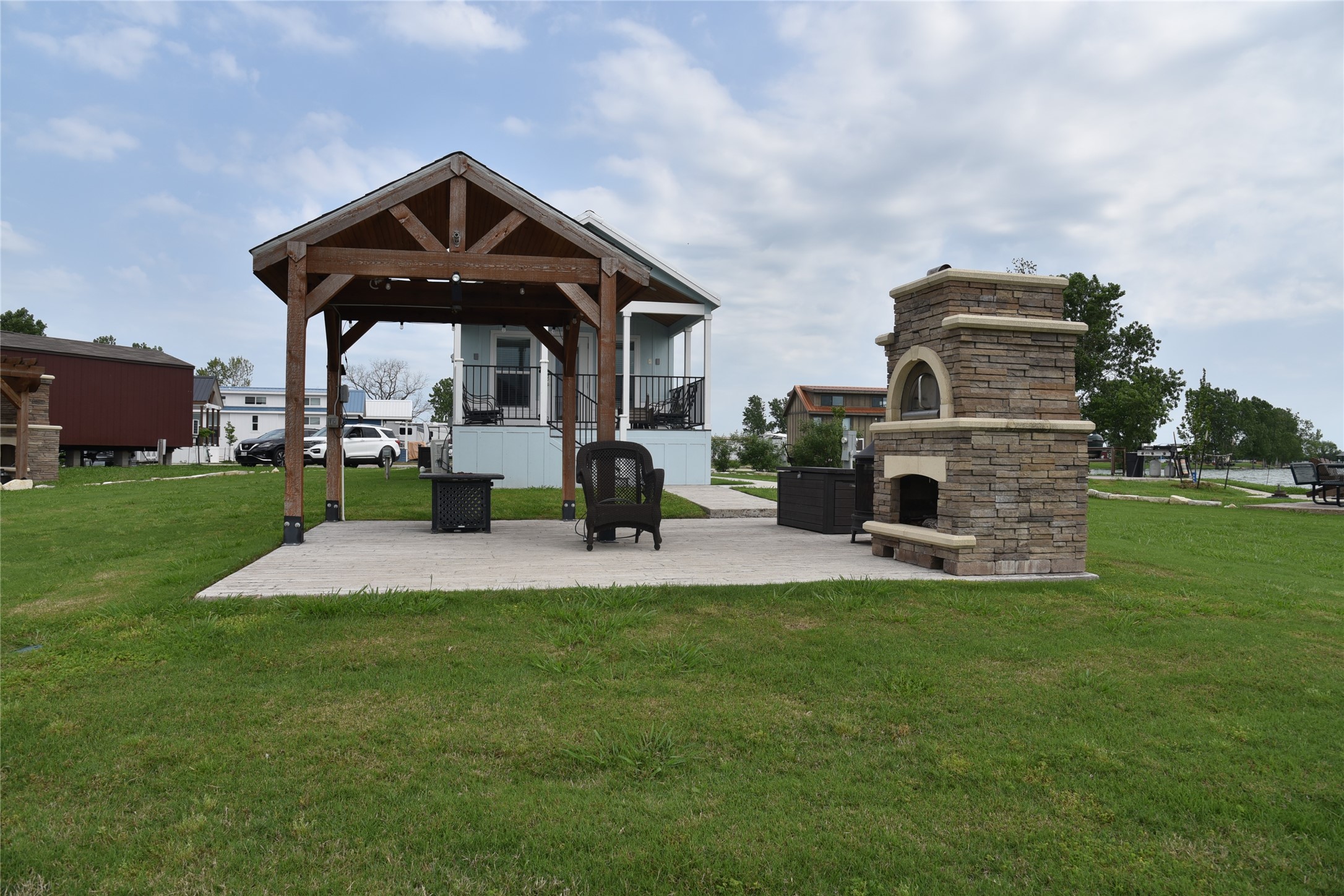 6465 Peninsula Road Kerens TX 75144