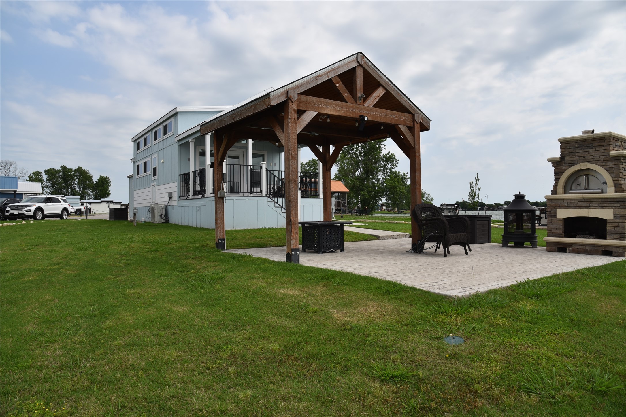 6465 Peninsula Road Kerens TX 75144