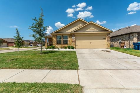 2434 Burkburnett Drive Forney TX 75126