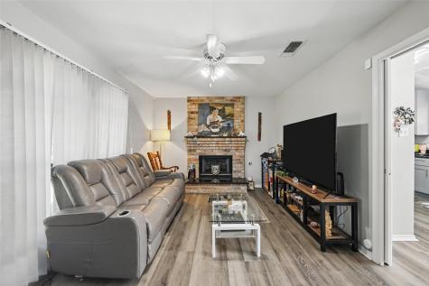 2701 Mims Street Fort Worth TX 76112