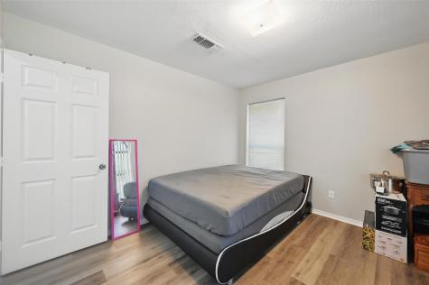 2701 Mims Street Fort Worth TX 76112