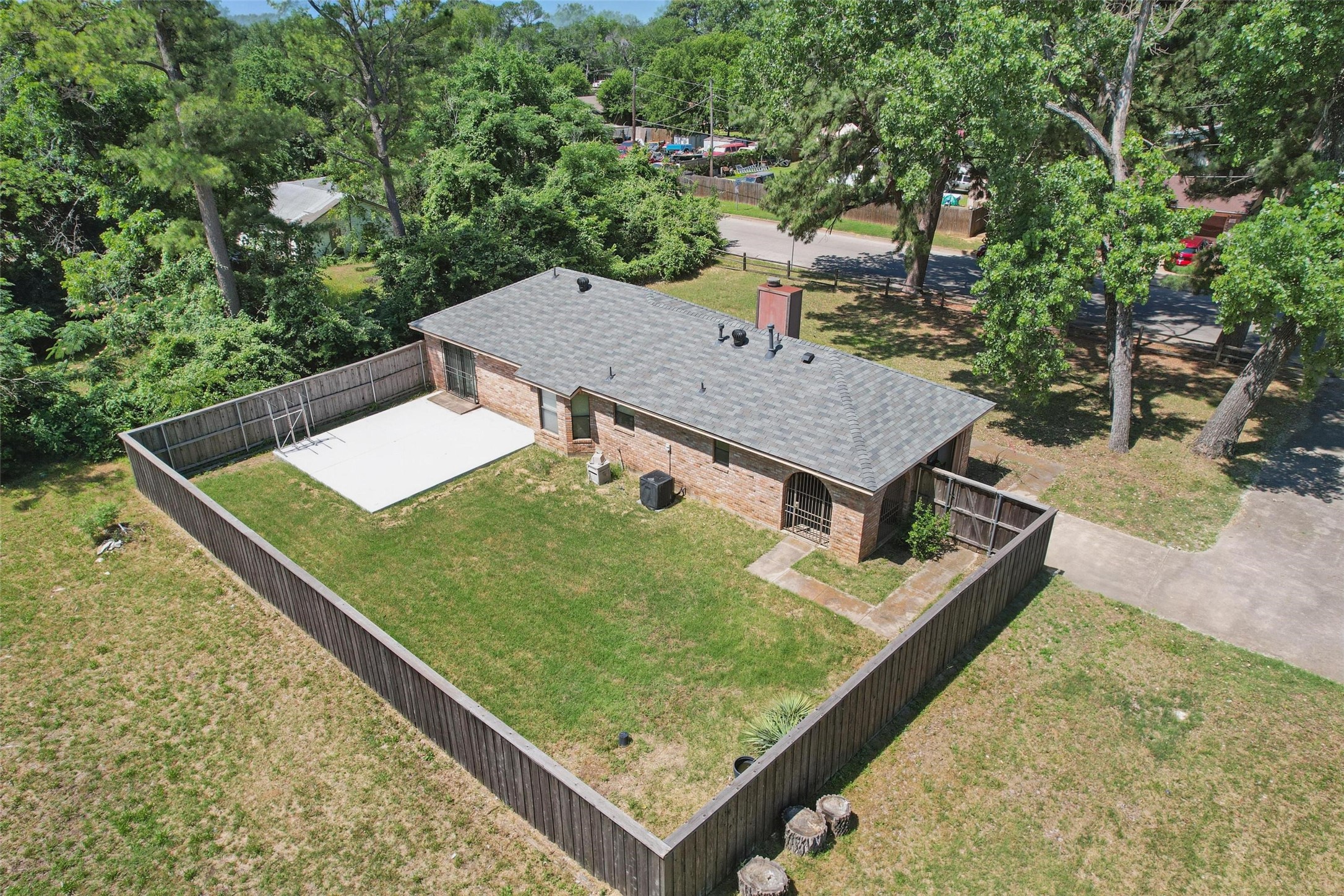 2701 Mims Street Fort Worth TX 76112