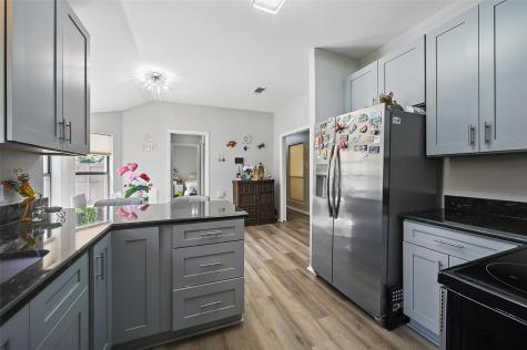 2701 Mims Street Fort Worth TX 76112