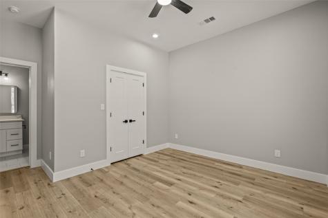3241 Waits Avenue Fort Worth TX 76109