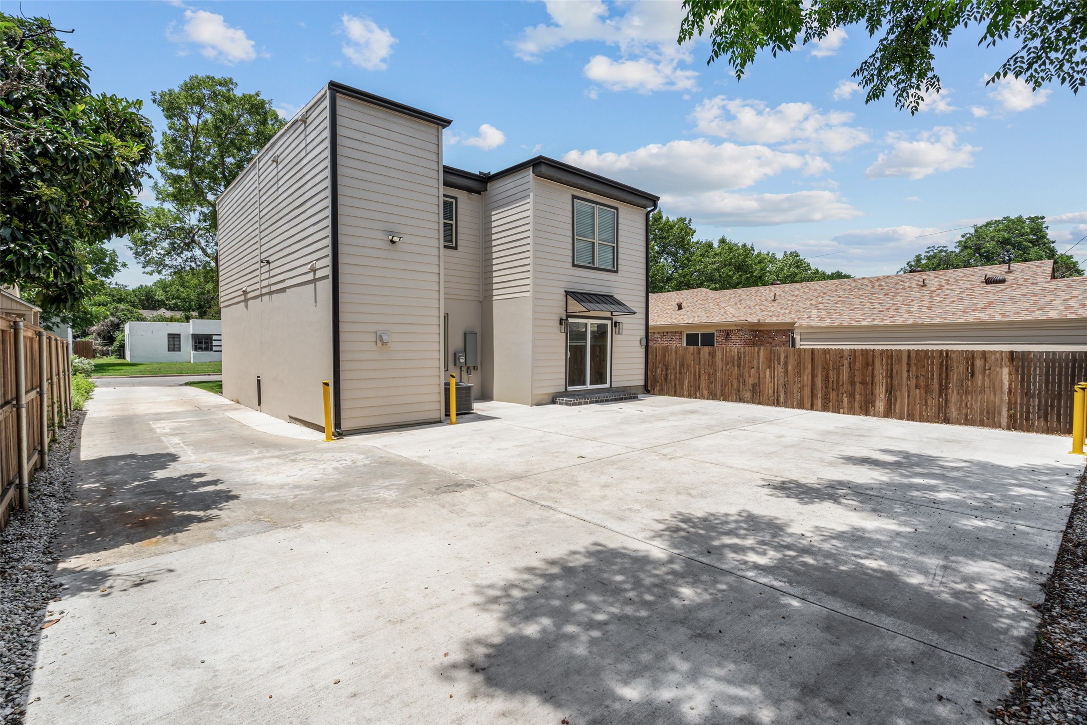 3241 Waits Avenue Fort Worth TX 76109