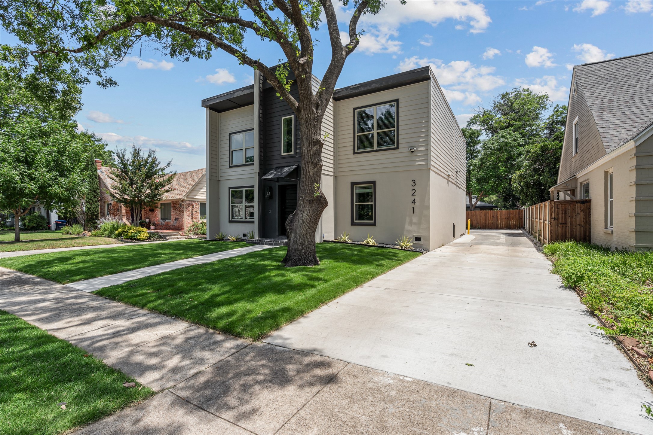 3241 Waits Avenue Fort Worth TX 76109