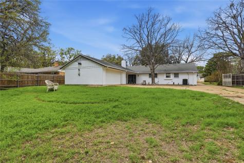 317 Cedar Creek Court Fort Worth TX 76103