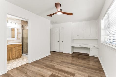 101 Hollyhill Lane Denton TX 76205