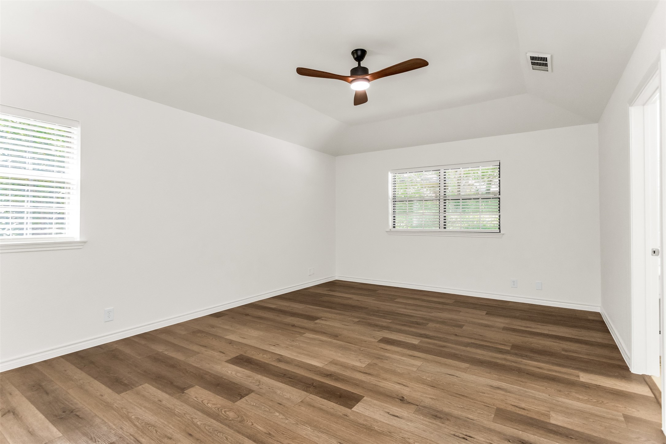 101 Hollyhill Lane Denton TX 76205