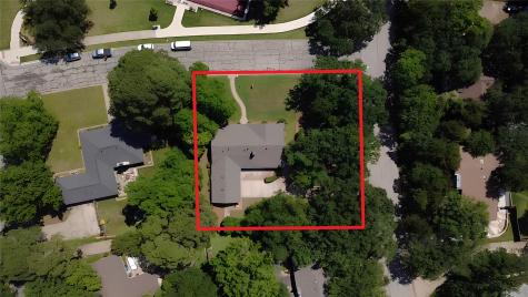 101 Hollyhill Lane Denton TX 76205