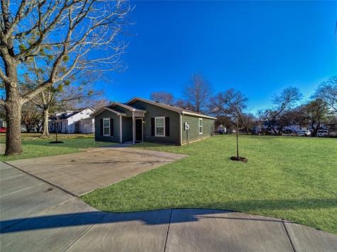 921 W 9th Street Bonham TX 75418