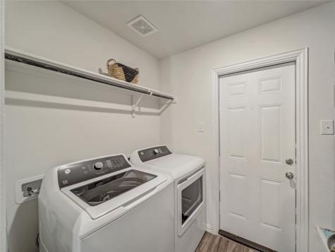 921 W 9th Street Bonham TX 75418