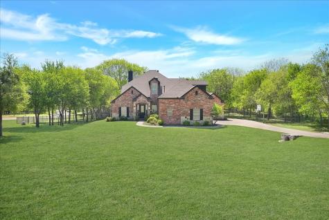 101 Deer Crossing Way Azle TX 76020