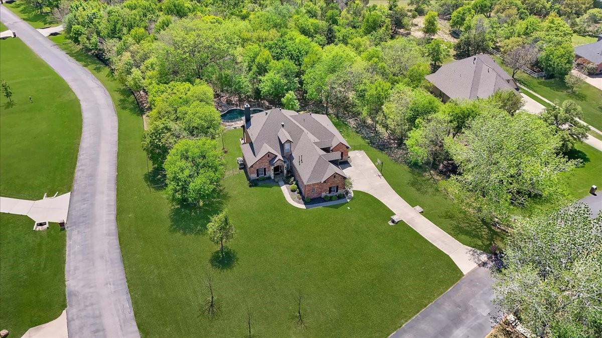 101 Deer Crossing Way Azle TX 76020