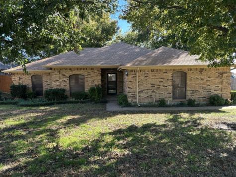 1001 Jacobs Crossing Court Burleson TX 76028