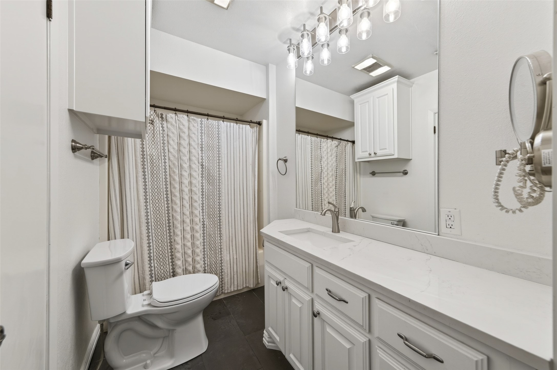 200 S Crane Street Alvord TX 76225