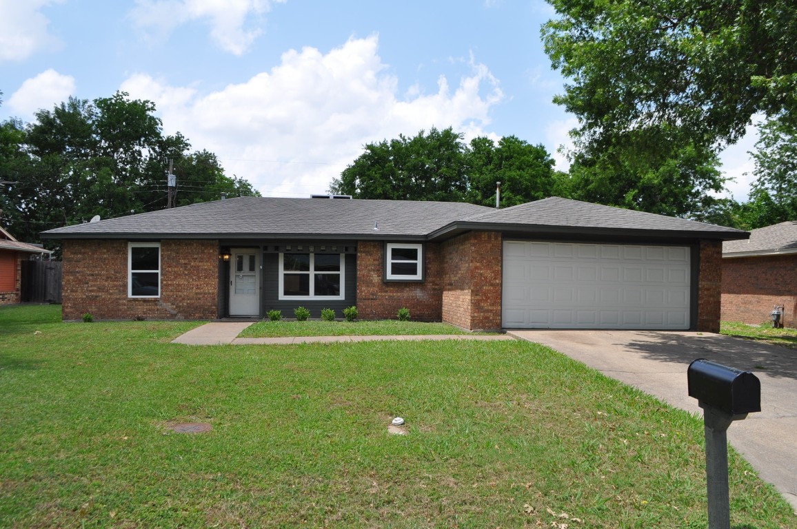 209 Myrtle Avenue Waxahachie TX 75165