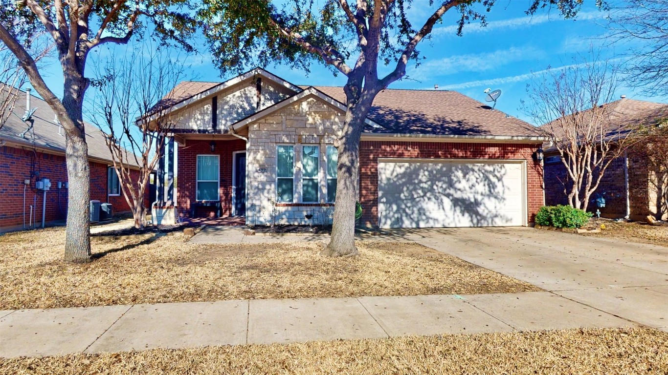 489 Grayson Lane Lake Dallas TX 75065