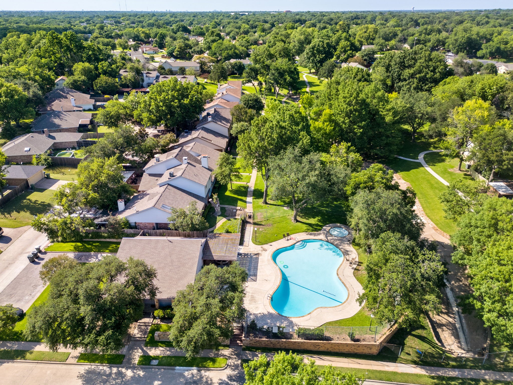 4822 Rollingwood Court Garland TX 75043