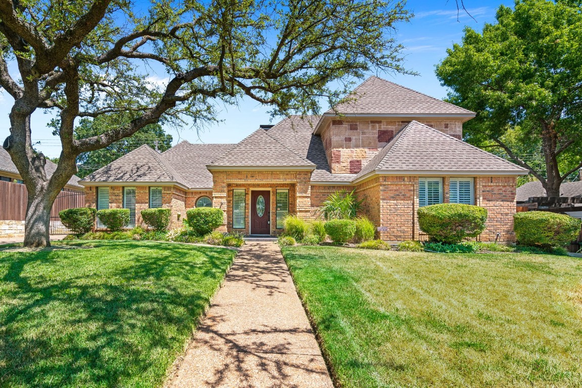 2934 Woodland Hills Drive Grapevine TX 76051