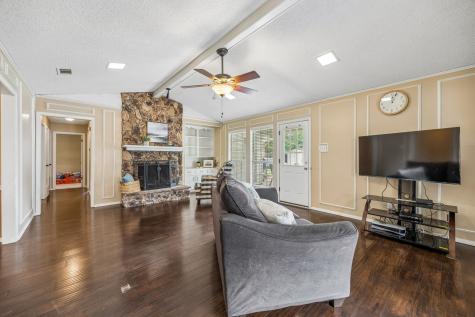 1709 Columbia Drive Richardson TX 75081