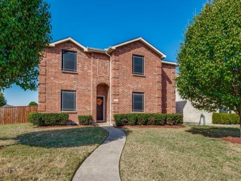 1035 Mayflowers Lane Lancaster TX 75134