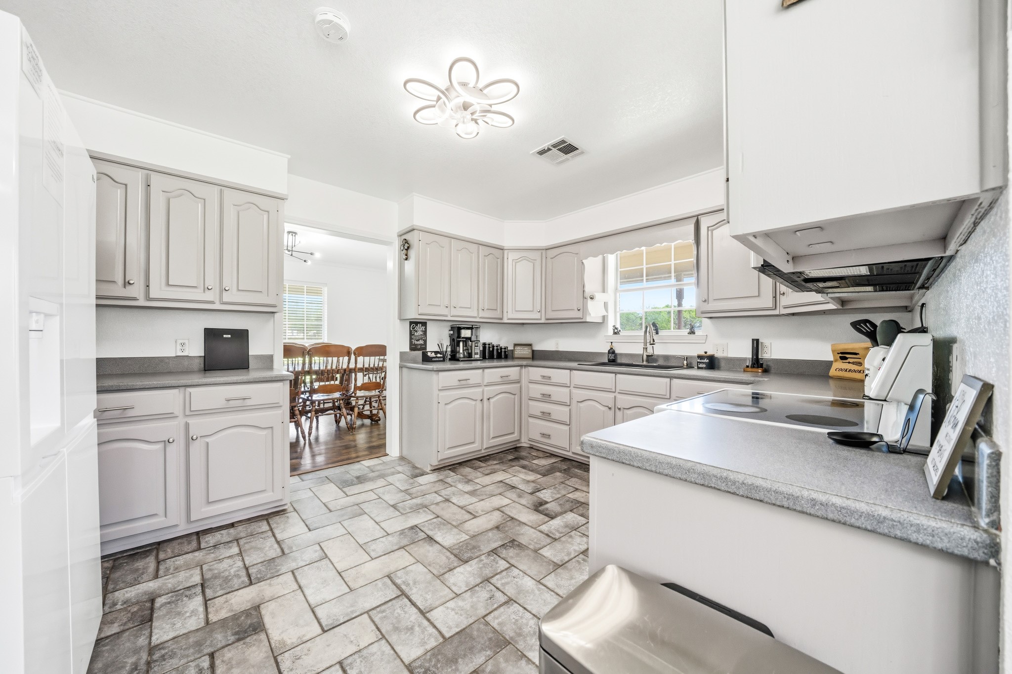 129 Lemley Lane Waco TX 76705