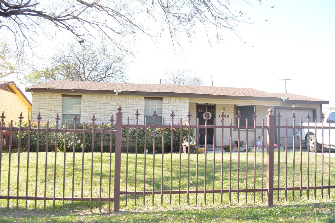 4800 Eastover Avenue Fort Worth TX 76119