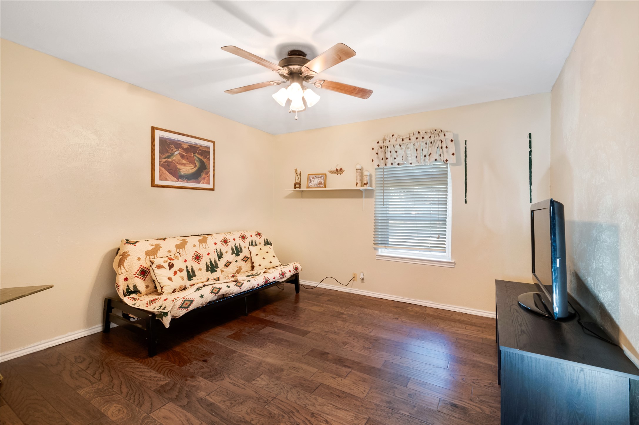 840 S Ridgeway Drive Cleburne TX 76033