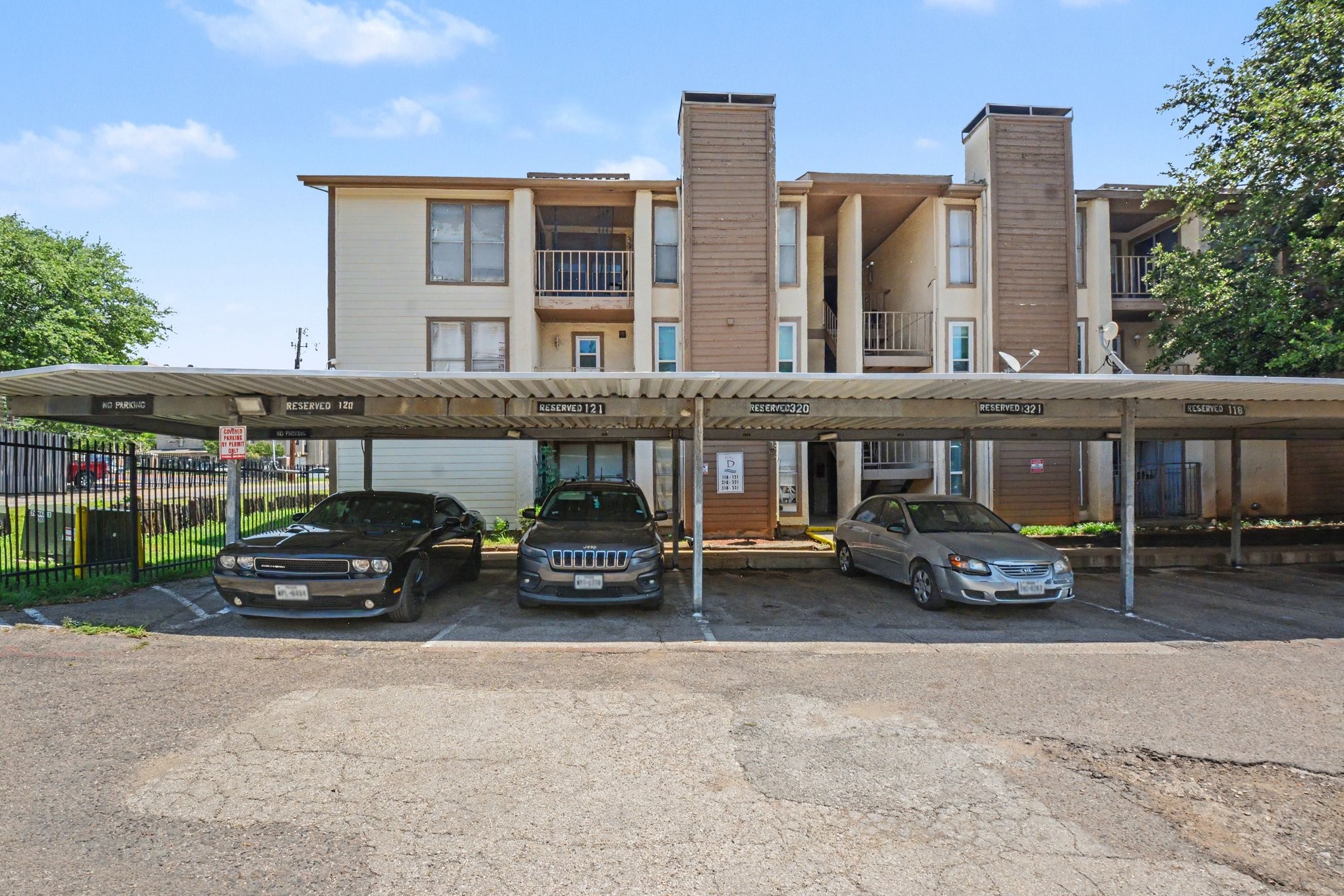 6050 Melody Lane Dallas TX 75231