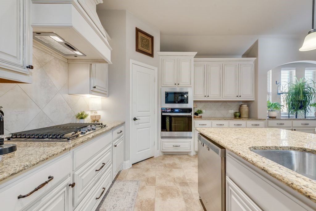 1037 Canterbury Lane Forney TX 75126