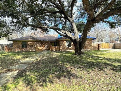 1033 Oak Ridge Drive Azle TX 76020