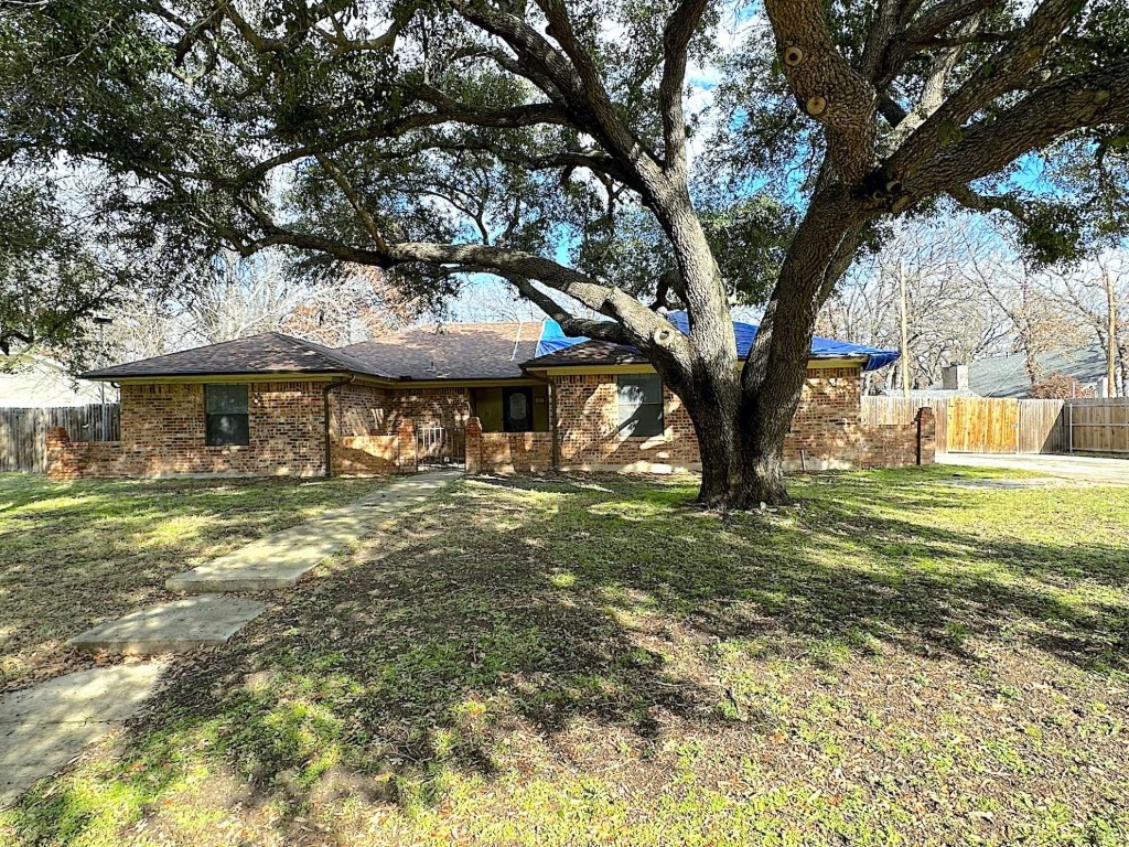 1033 Oak Ridge Drive Azle TX 76020