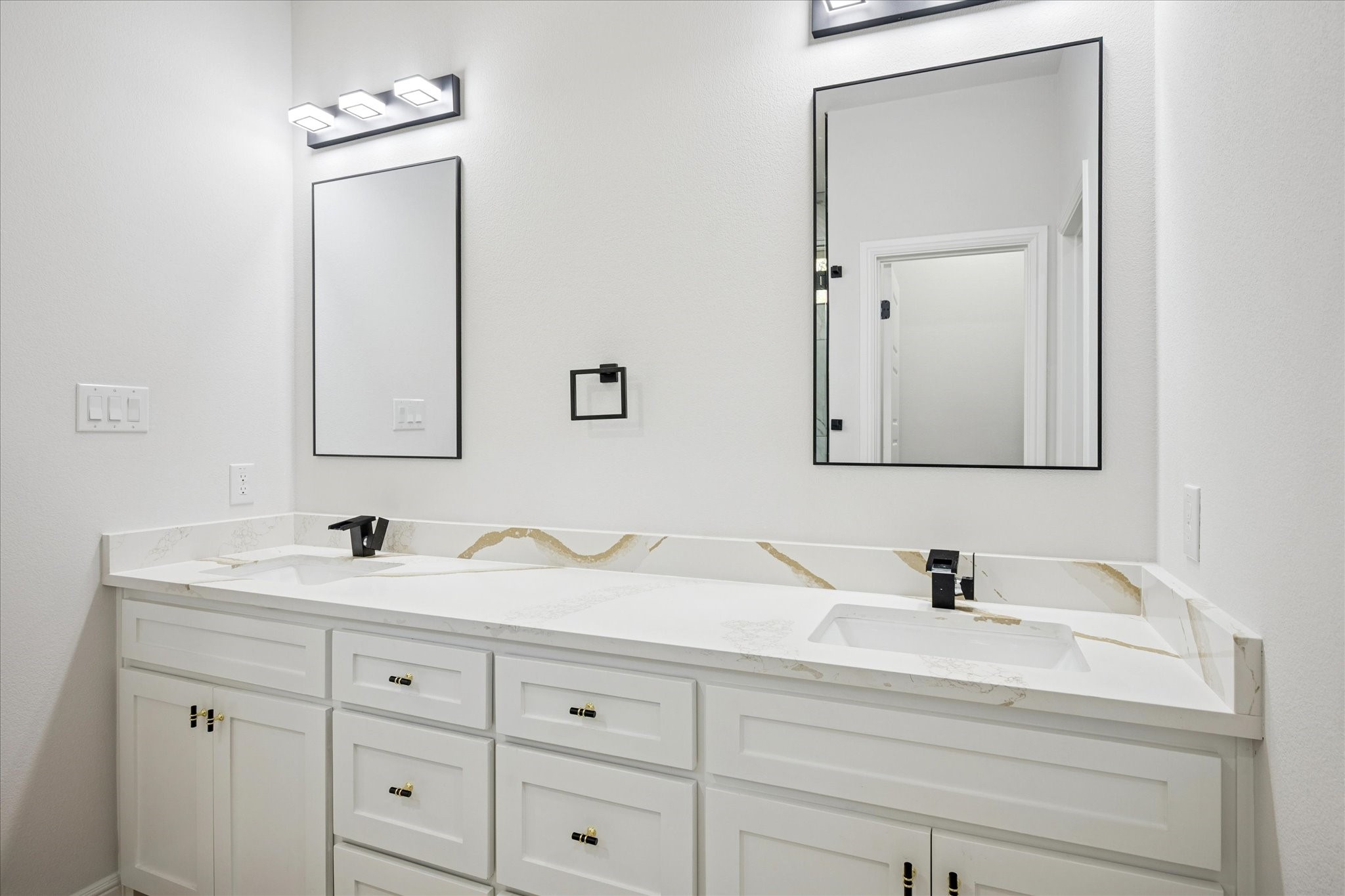 208 Driftwood Drive Trinidad TX 75163