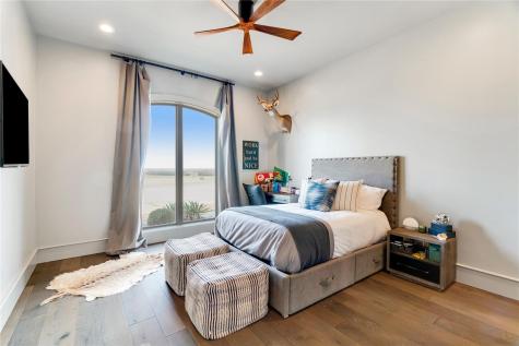 2106 County Road 43250 Paris TX 75462