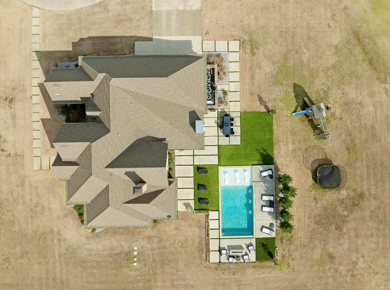 2106 County Road 43250 Paris TX 75462