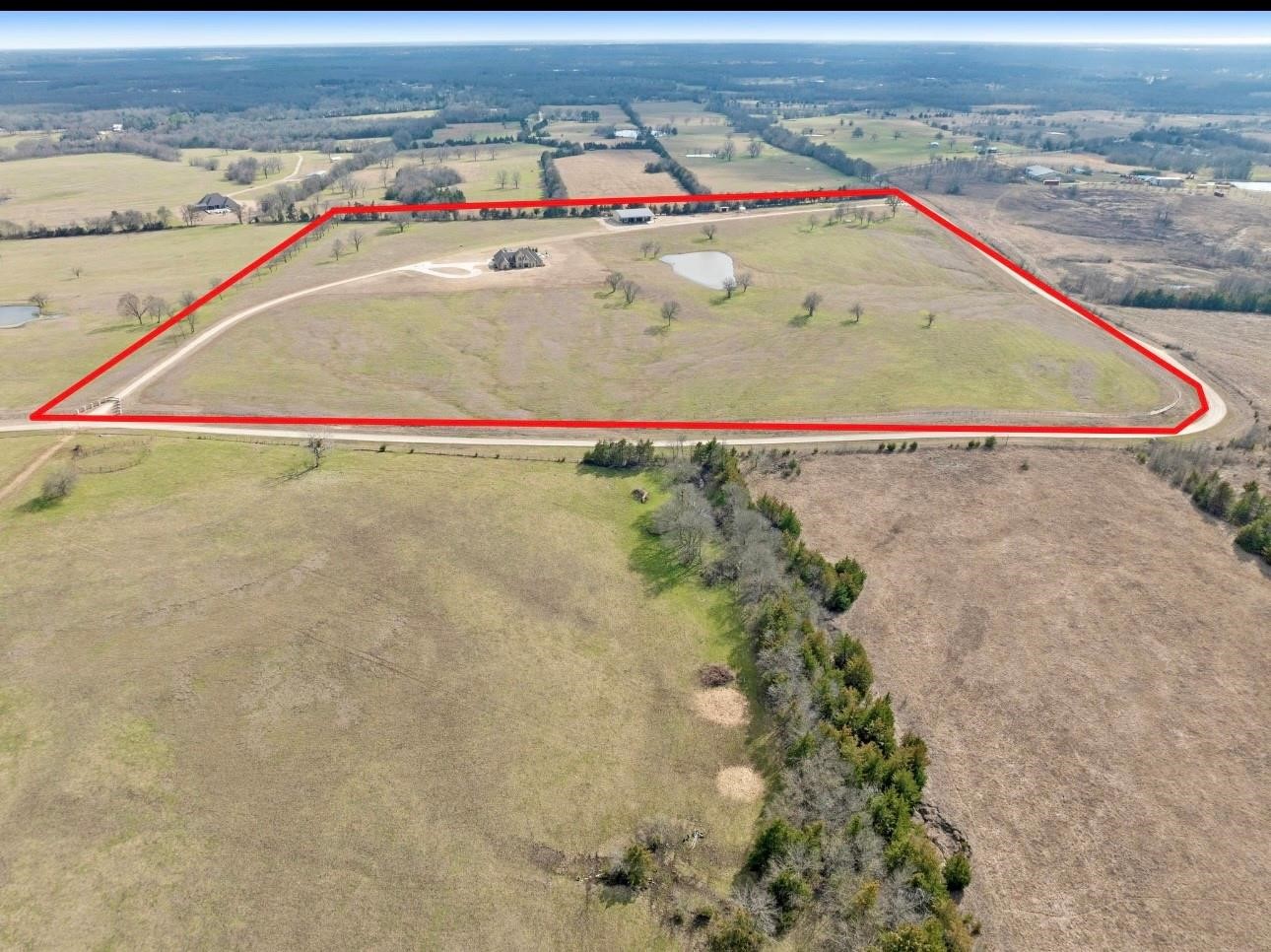 2106 County Road 43250 Paris TX 75462