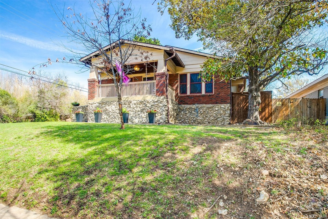 2101 Tremont Avenue Fort Worth TX 76107