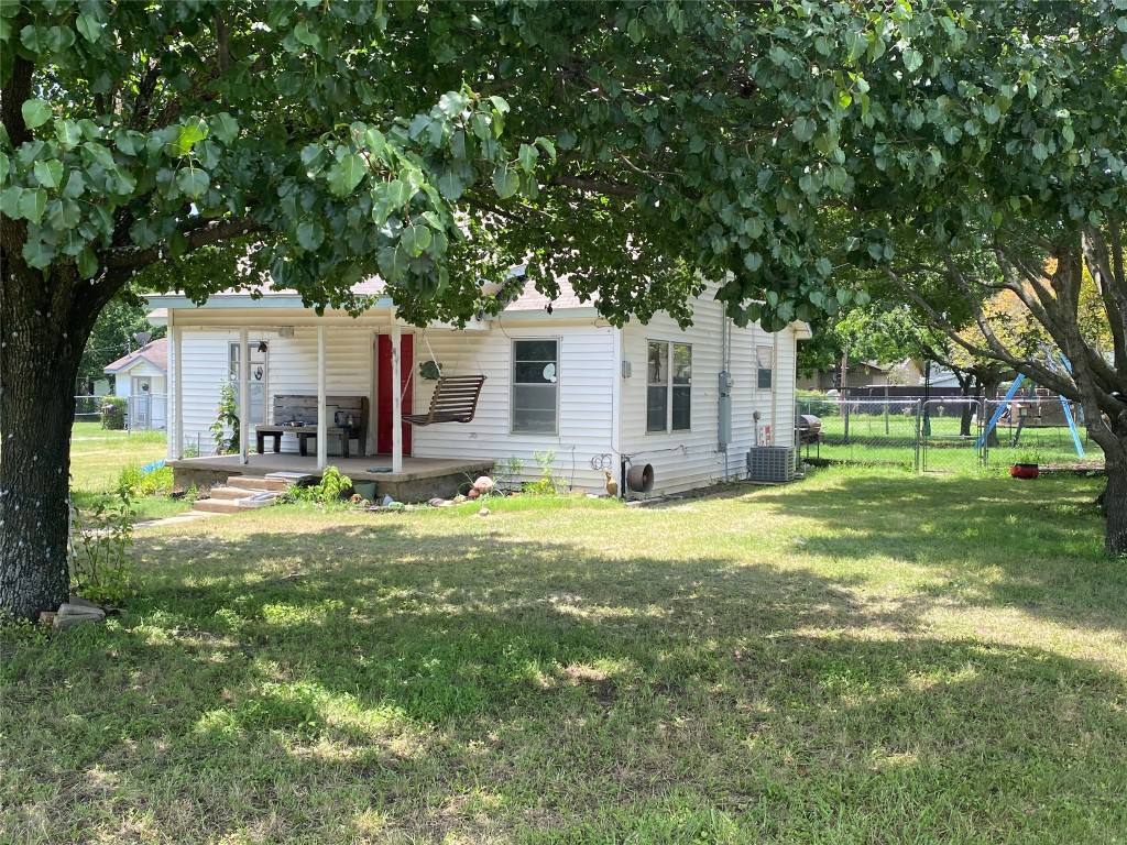 619 Hustead Street Duncanville TX 75116