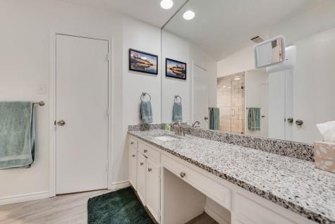 6155 Highwoods Court Fort Worth TX 76112