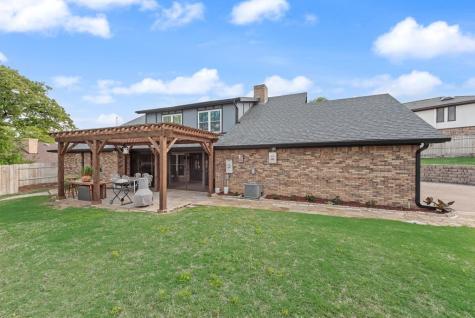 6155 Highwoods Court Fort Worth TX 76112