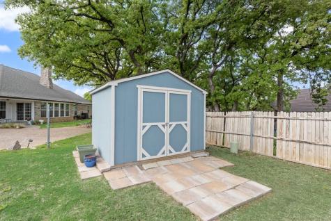 6155 Highwoods Court Fort Worth TX 76112