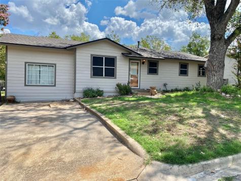 215 N Avenue T Clifton TX 76634