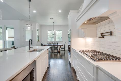 1057 Resolute Road Millsap TX 76066