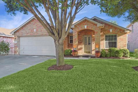 2039 La Salle Trail Grand Prairie TX 75052
