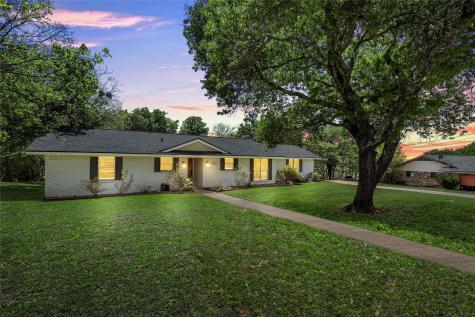 13756 Harbor Drive Woodway TX 76712
