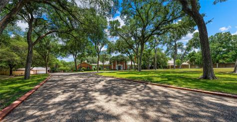 2825 Lake Air Drive Waco TX 76710