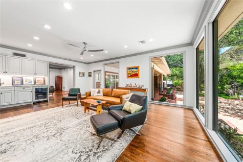 2825 Lake Air Drive Waco TX 76710