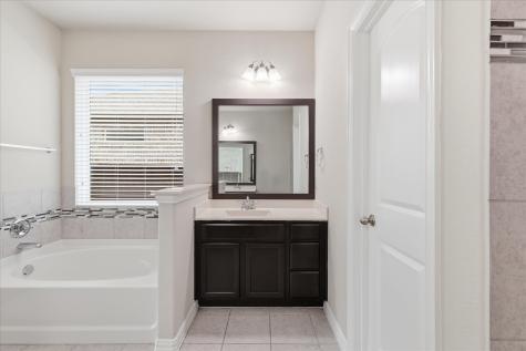 1513 Habersham Street Aubrey TX 76227