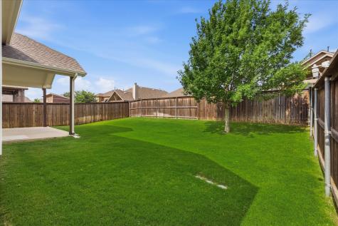 1513 Habersham Street Aubrey TX 76227